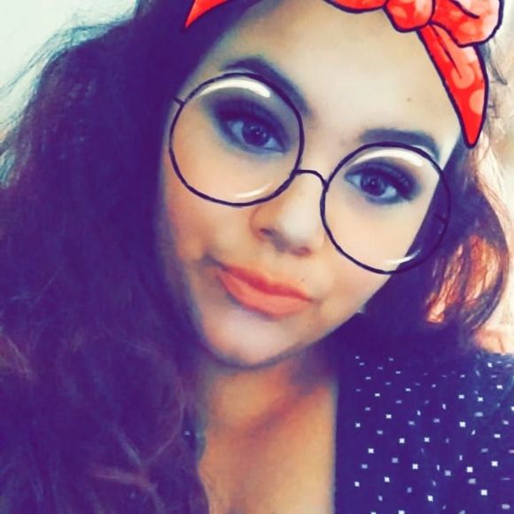 Meet your Posher, Brandy - Picture 1 of 1